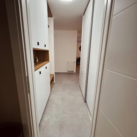 Feel * סראייבו